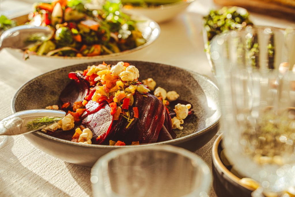 איתור קייטרינג לאירועים פרטיים במרכז מעולם לא היה קל יותר – הכירו את האפשרויות המיוחדות של קייטרינג דיויס והפכו את האירוע לחוויה בלתי נשכחת.